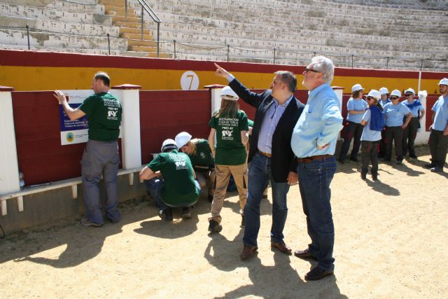 La segunda fase de la remodelación de la Plaza de Toros comienza con 21 trabajadores gracias al SEF - 3, Foto 3