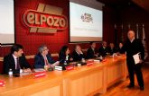 M�s de 200 ganaderos se re�nen en ElPozo para debatir sobre la situaci�n del sector porcino
