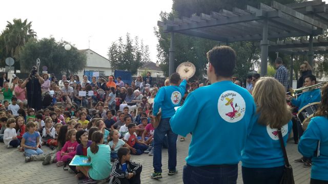 Los niños se manifiestan a favor de la lectura - 3, Foto 3