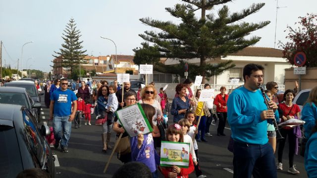 Los niños se manifiestan a favor de la lectura - 4, Foto 4
