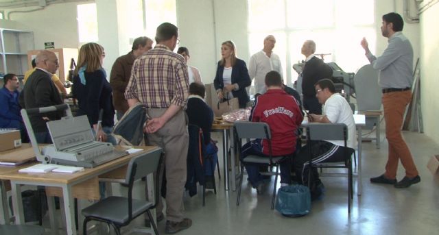 Pepe moreno se reunió con trabajadores y usuarios de los talleres ocupacionales de apcom - 3, Foto 3