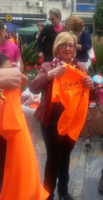 Más de 300 personas participan en la VI Carrera Popular Run For Parkinson´s - 1, Foto 1