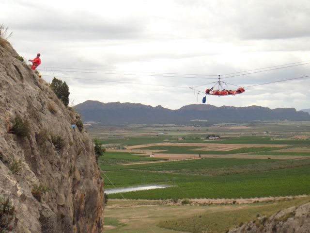 24 alumnos finalizan un curso de espeleosocorro - 2