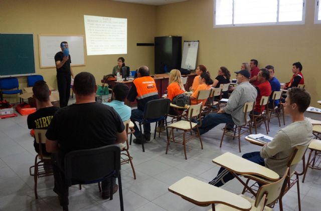 La Concejalía de Sanidad de Ceutí organiza un curso de primeros auxilios - 1, Foto 1