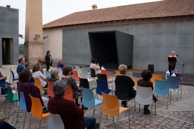 Ceutí conmemoró el Día del Libro con una lectura muy especial del Quijote en La Conservera - 5, Foto 5