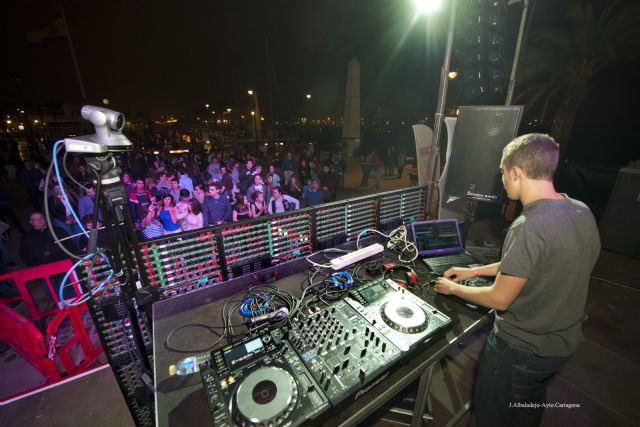 Miles de personas bailaron al ritmo de los mejores Dj de España - 4, Foto 4