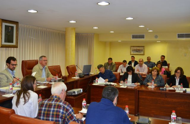El Pleno Municipal de Águilas aprueba por unanimidad la modificación de la plantilla de personal y de la relación de puestos de trabajo - 1, Foto 1
