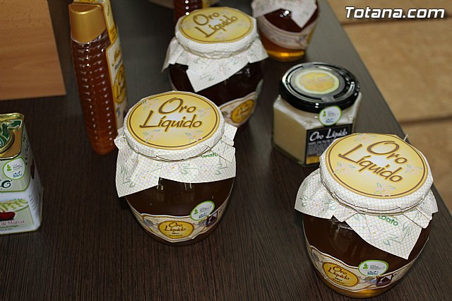 Ms de doscientas personas asistieron a la entrega de la acreditacin de la marca ConSuma Naturalidad a COATO - 8