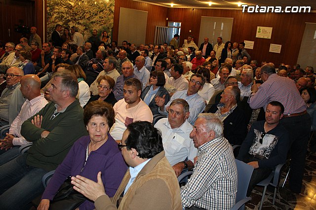 Ms de doscientas personas asistieron a la entrega de la acreditacin de la marca ConSuma Naturalidad a COATO - 29