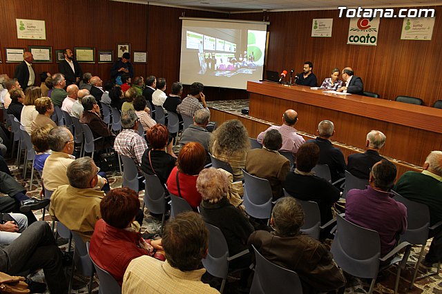 Ms de doscientas personas asistieron a la entrega de la acreditacin de la marca ConSuma Naturalidad a COATO - 40