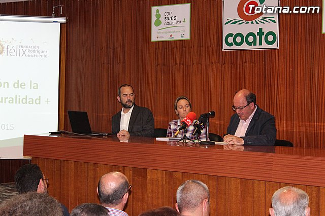 Ms de doscientas personas asistieron a la entrega de la acreditacin de la marca ConSuma Naturalidad a COATO - 42