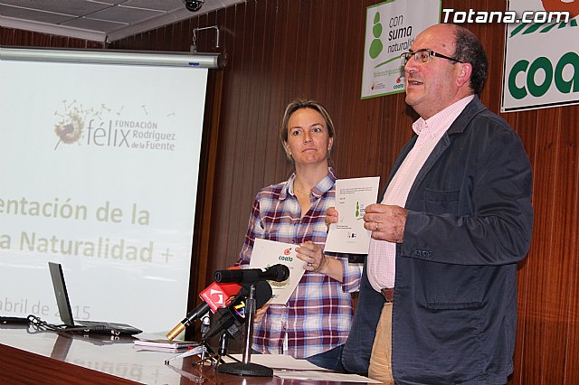 Ms de doscientas personas asistieron a la entrega de la acreditacin de la marca ConSuma Naturalidad a COATO - 43