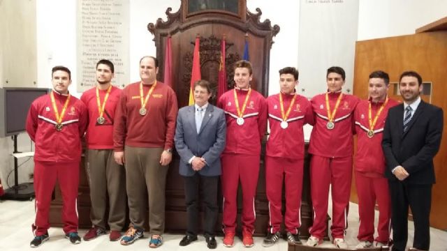 El Alcalde felicita a los lorquinos participantes en el campeonato de España de selecciones autónomicas de voleibol - 1, Foto 1