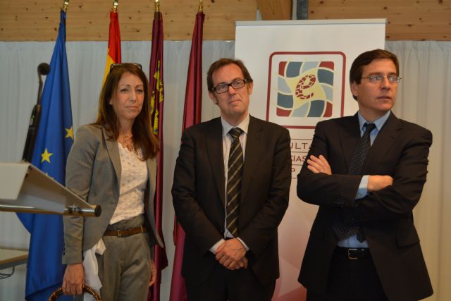 El expresidente de los inspectores de Hacienda rechaza en la UPCT la publicación de la lista de los presuntos blanqueadores - 1, Foto 1