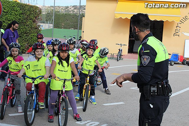 Cerca de 3000 escolares de Primaria reciben formacin en Educacin Vial de la mano de la Polica Local - 4