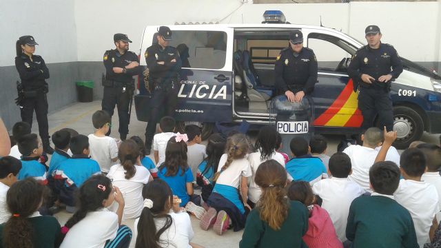 La Policía Científica en las Jornadas de la Ciencia del Colegio Herma - 1, Foto 1