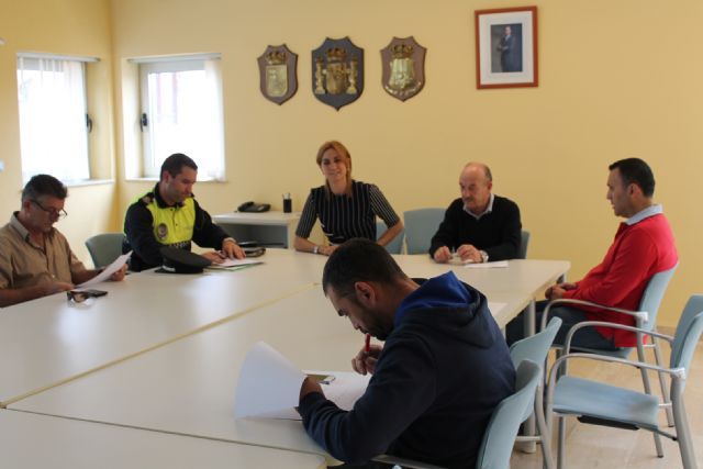 El Ayuntamiento firma un acuerdo con la Policía Local para mejorar sus condiciones de trabajo, creando diversos servicios - 1, Foto 1