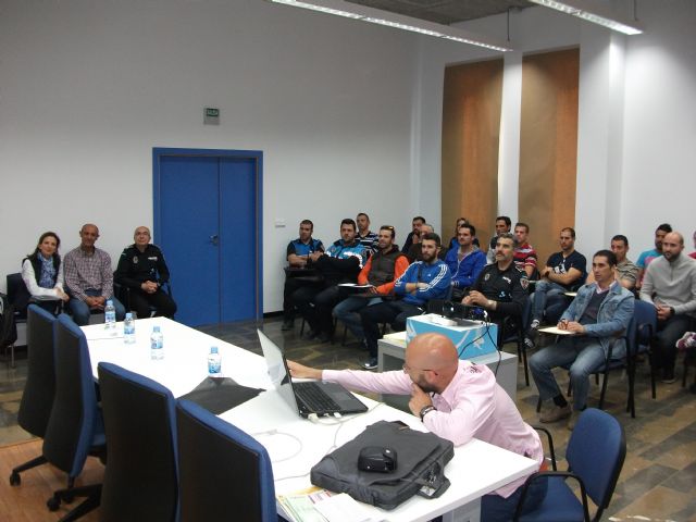 Un total de 40 policías de todo el Noroeste participan en Cehegín en un curso sobre falsedad documental - 1, Foto 1