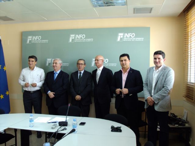 San Javier recoge las auditorías energéticas que ayudarán a ahorrar energía en  varios edificios municipales y colegios - 1, Foto 1