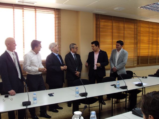 San Javier recoge las auditorías energéticas que ayudarán a ahorrar energía en  varios edificios municipales y colegios - 2, Foto 2