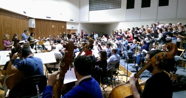La Orquesta Sinfónica de la Región de Murcia interpreta la Novena Sinfonía de Beethoven en el Auditorio Internacional de Torrevieja - 1, Foto 1