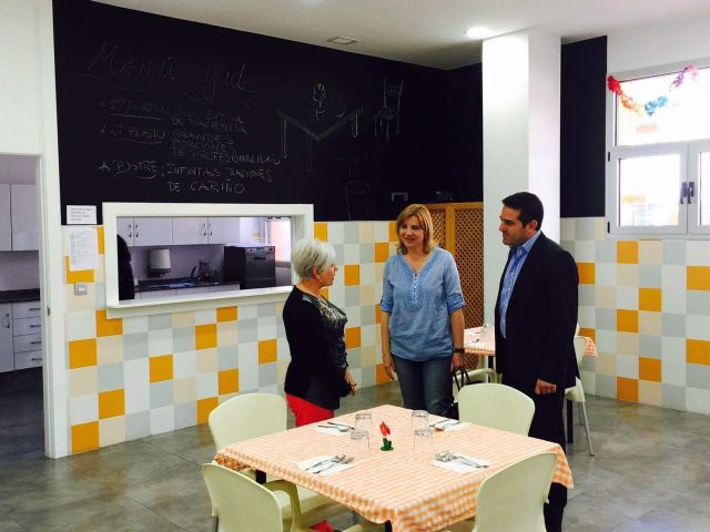 Joaquín Buendía  visita el Centro de Afade y almuerza con los 'mayores' - 1, Foto 1