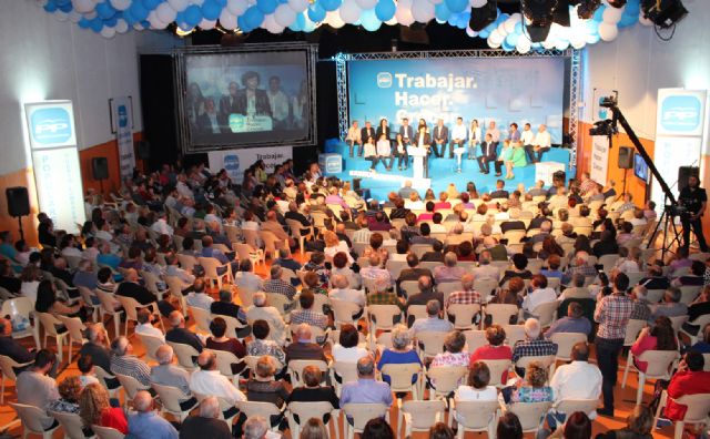 Más de 700 personas en la presentación de la candidatura del Partido Popular de Puerto Lumbreras, encabezada por Mª Ángeles Túnez - 1, Foto 1