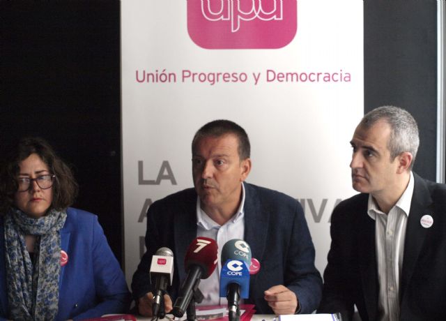 Cabrera (UPyD) apuesta por establecer convenios de colaboración con los centros educativos para la promoción del deporte base - 1, Foto 1