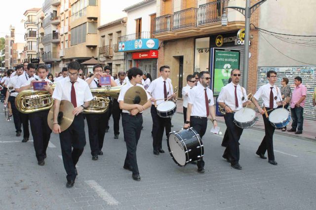 Centenares de jumillanos y jumillanas participan en la Ofrenda de Flores al Cristo Amarrado a la Columna, 2015 - 5, Foto 5