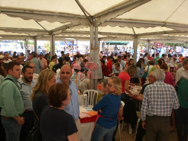 Estupendo mercadillo tradicional de Roche, en La Unión - 1, Foto 1