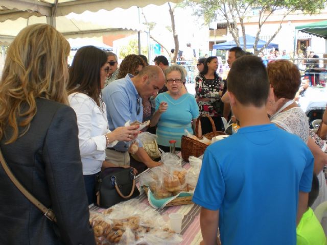 Estupendo mercadillo tradicional de Roche, en La Unión - 4, Foto 4