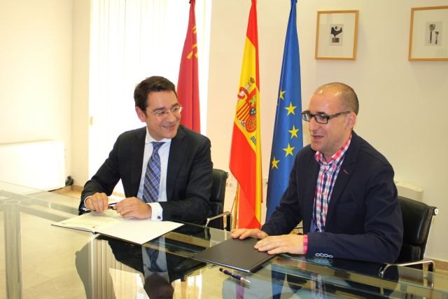 La Comunidad implanta un sistema de atención integral para mejorar el acceso al empleo de las personas con problemas de audición - 1, Foto 1