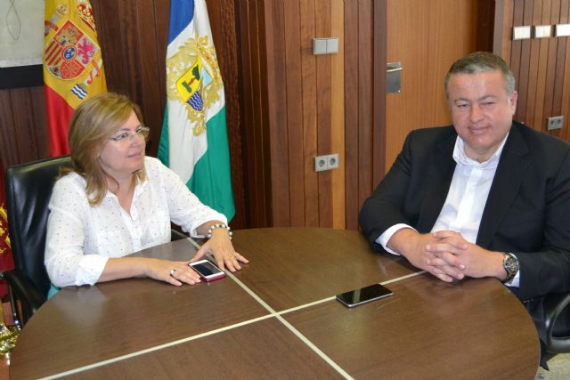 El Ayuntamiento y consejería de Fomento ultiman los trámites para la puesta en marcha del ferry turístico entre Lo Pagán y La Manga - 1, Foto 1