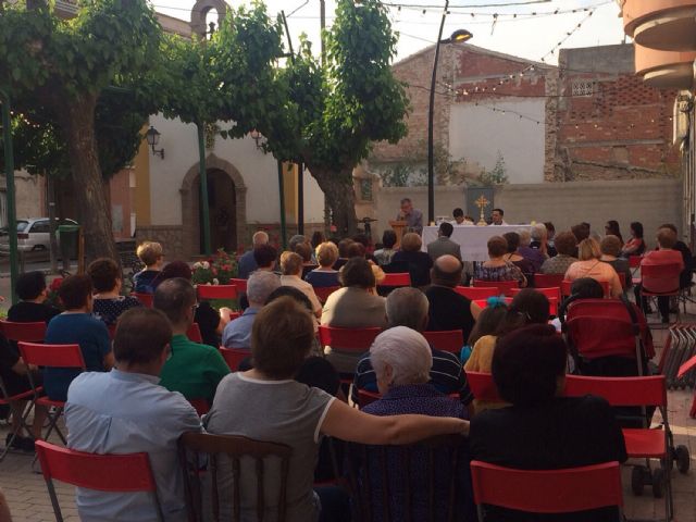 El barrio torreño de La Cruz celebró la festividad de la titular de su Ermita - 5, Foto 5
