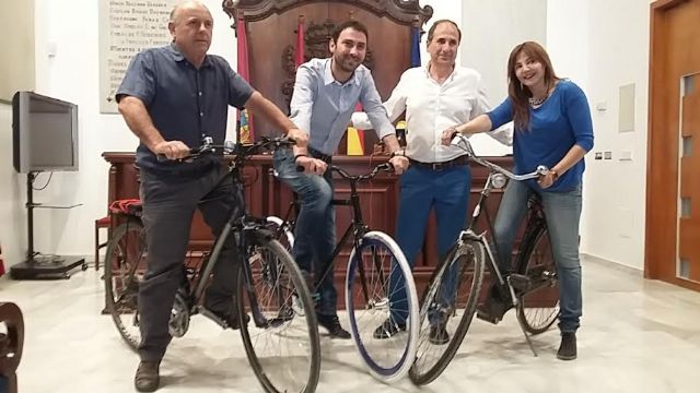 La Asociación Lorca Biciudad pone en marcha la Oficina de la Bicicleta con servicio de taller, asesoramiento, reciclaje de bicis e información sobre itinerarios en el municipio - 1, Foto 1