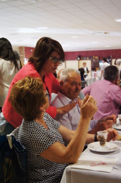 Salus Infirmorum nombra Voluntaria de Honor de esta asociación a la Alcaldesa, Foto 8