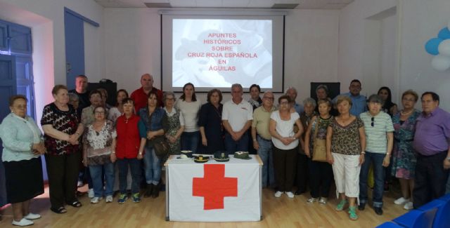 35 años  Cada vez más cerca de las personas - 1, Foto 1