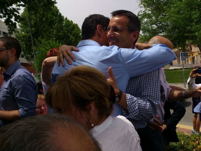 Pedro Snchez da su apoyo al proyecto socialista de Alhama en un encuentro con el candidato Diego Conesa en Bullas, Foto 2