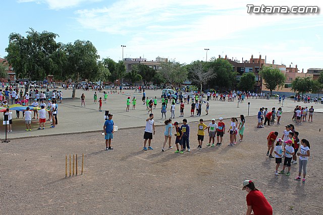 Ms de 400 alumnos de 5 de Educacin Primaria de todos los colegios de Totana participan en la Jornada de Juegos Populares - 12