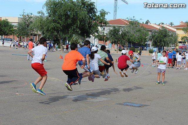 Ms de 400 alumnos de 5 de Educacin Primaria de todos los colegios de Totana participan en la Jornada de Juegos Populares - 20