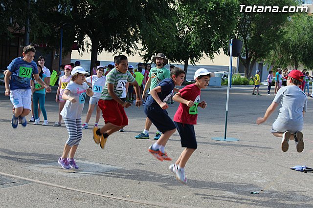 Ms de 400 alumnos de 5 de Educacin Primaria de todos los colegios de Totana participan en la Jornada de Juegos Populares - 19