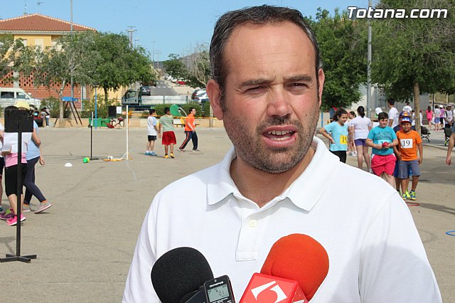 Ms de 400 alumnos de 5 de Educacin Primaria de todos los colegios de Totana participan en la Jornada de Juegos Populares - 29