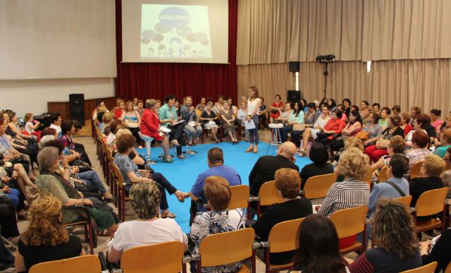 Más de 150 mujeres lumbrerenses participan junto a la Alcaldesa en la iniciativa 'Hablamos con mujeres' - 1, Foto 1