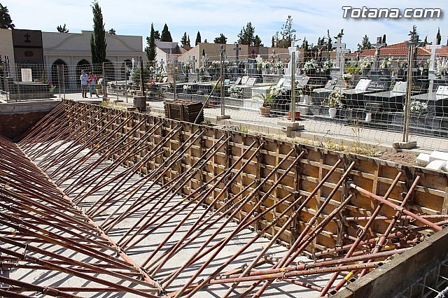 Se amplía la zona nueva del Cementerio Municipal Nuestra Señora del Carmen con la construcción de 32 nuevas fosas, Foto 1