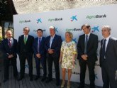 Martnez-Cach destaca el carcter innovador y la eficiencia del sector agrario regional