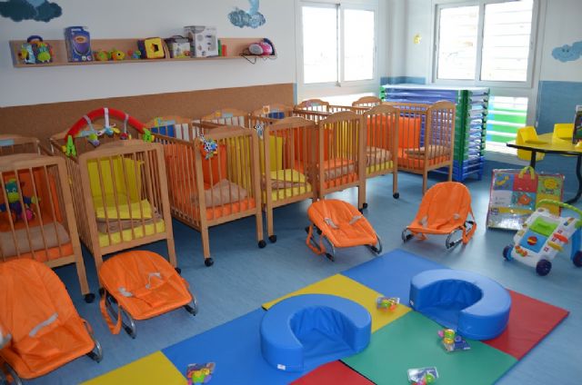 Abierto el plazo para solicitar plaza en la Escuela Municipal Infantil de La Manga - 2, Foto 2