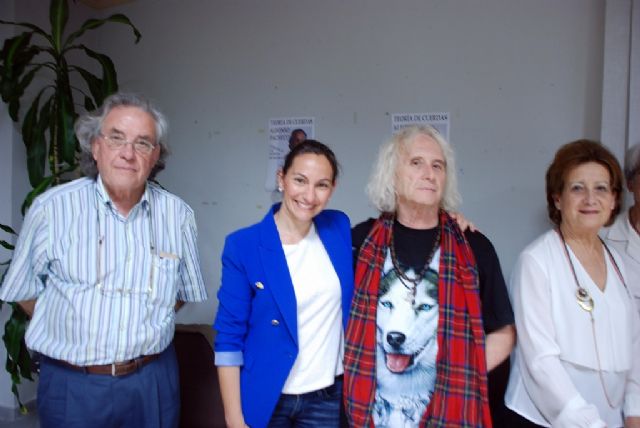 Alfonso Pacheco presentó su novela Teoría de Cuerdas acompañado por Soren Peñalver en la biblioteca de San Javier - 2, Foto 2