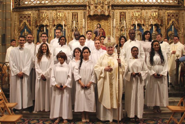 Mons. Lorca administra los Sacramentos de Iniciación Cristiana a 19 adultos - 3, Foto 3