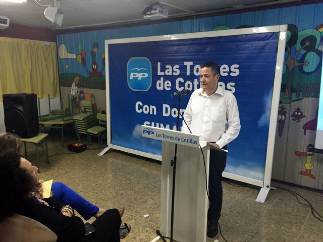 Coronado ofrece su segundo mitin de la campaña electoral en el colegio Cervantes - 2, Foto 2