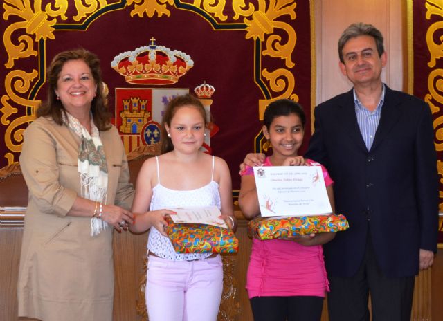 Los escolares de Alguazas pintan a Santa Teresa y las murallas de Ávila - 4, Foto 4